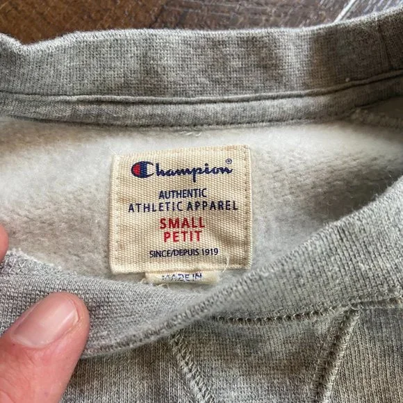 Champion Cotton Fleece Crewneck - Small - Picture 4 of 7